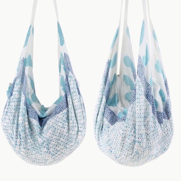 Blue Paisley HandBlock Print Zipper Tote Bag - Picture 2 of 3